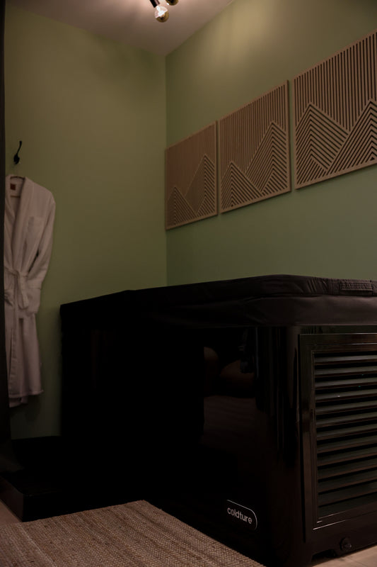 Bain froid Coldture utilisé par des athlètes pour la récupération musculaire à Montréal