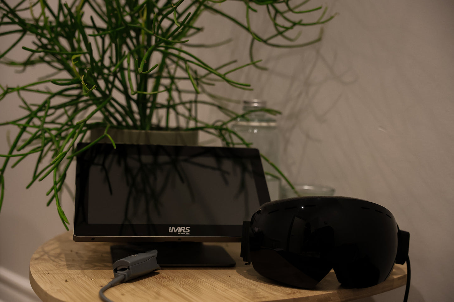 Athlète utilisant le tapis iMRS PEMF pour améliorer la récupération musculaire à Montréal